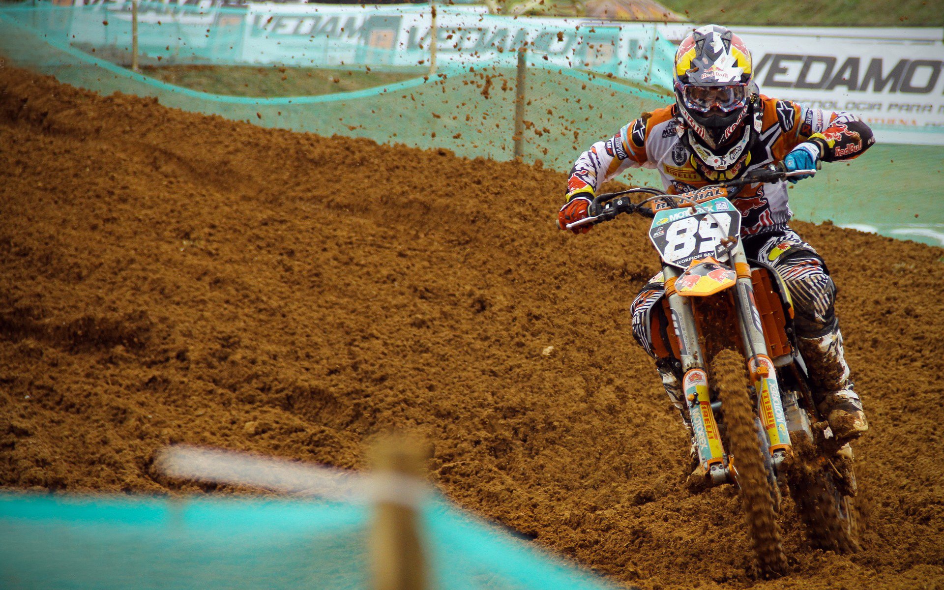 梅西迎来十赛季出色发挥,日本队观众热烈欢呼!引发球迷热议